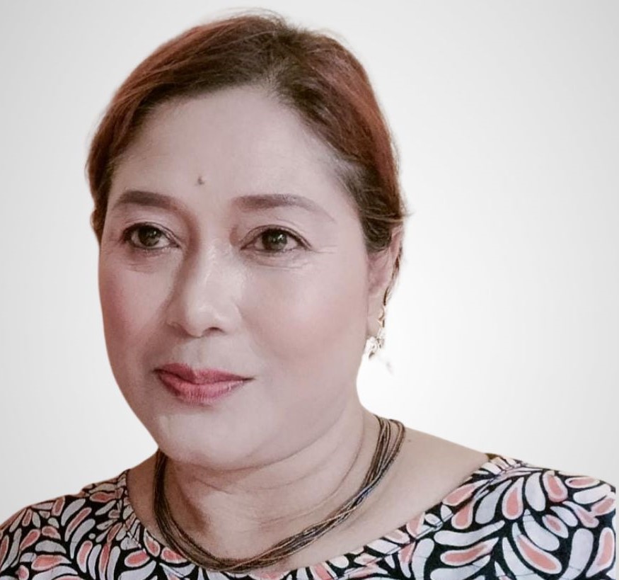 Evie Dhiani - Praktisi Hospitality & Digital Marketing